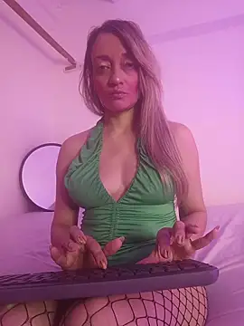 emma collson online show from January 2026 01:52:01 AM