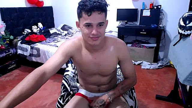 Snapshot of freddy_romas chatting on May 2026 12:40:02 AM freddy romas online show from May 2026 12:40:02 AM