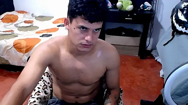 Snapshot of freddy_romas chatting on June 2026 01:28:02 AM freddy romas online show from June 2026 01:28:02 AM