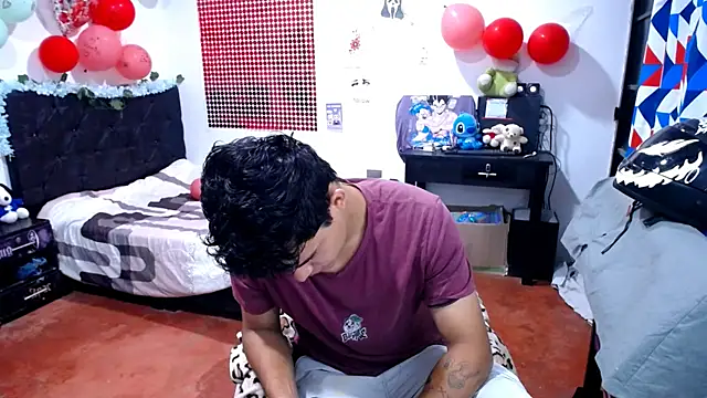 Snapshot of freddy_romas chatting on July 2026 01:18:02 PM freddy romas online show from July 2026 01:18:02 PM