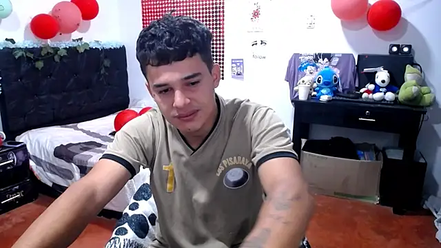 Snapshot of freddy_romas chatting on August 2026 06:59:01 AM freddy romas online show from August 2026 06:59:01 AM