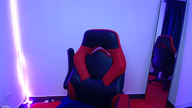 yaralyminjo2 online show from February 2025 04:42:02 PM