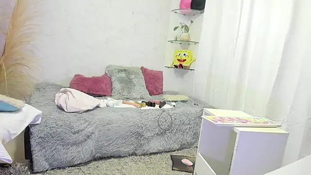 Snapshot of Leslie_browm chatting on October 2025 11:14:01 PM Leslie browm online show from October 2025 11:14:01 PM