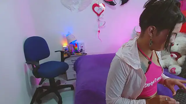 AlexaFontana online show from February 2025 01:40:02 AM