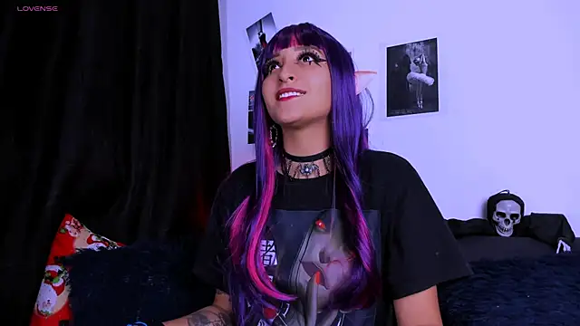 amaracooper  online show from January 2025 01:32:01 AM