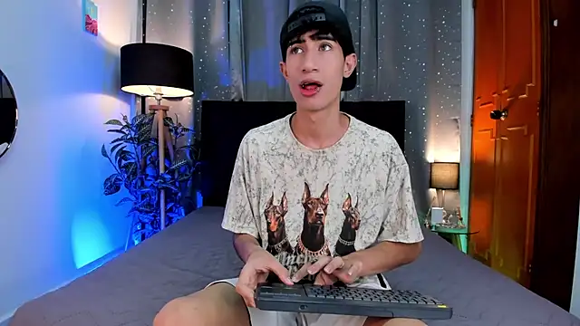 Snapshot of novaybrian chatting on January 2025 12:36:01 PM novaybrian online show from January 2025 12:36:01 PM