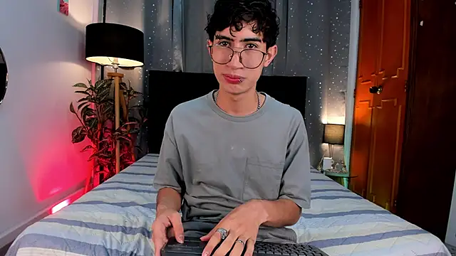 Snapshot of novaybrian chatting on January 2025 12:42:01 PM novaybrian online show from January 2025 12:42:01 PM