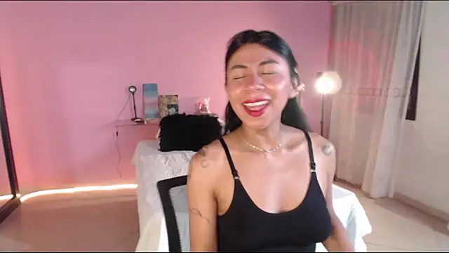 selene gils online show from June 2026 06:51:02 PM