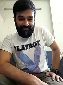 Snapshot of Fun_Guuy chatting on December 2024 04:07:02 PM Fun Guuy online show from December 2024 04:07:02 PM