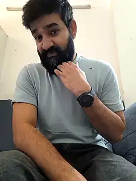 Snapshot of Fun_Guuy chatting on December 2024 08:44:01 AM Fun Guuy online show from December 2024 08:44:01 AM