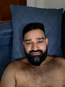 Snapshot of Fun_Guuy chatting on December 2024 01:06:02 PM Fun Guuy online show from December 2024 01:06:02 PM