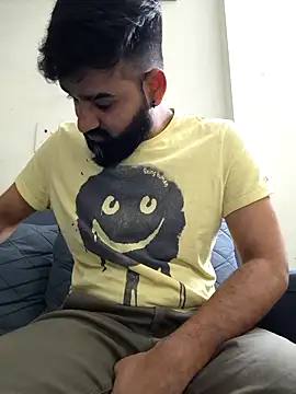 Snapshot of Fun_Guuy chatting on January 2025 01:35:01 PM Fun Guuy online show from January 2025 01:35:01 PM