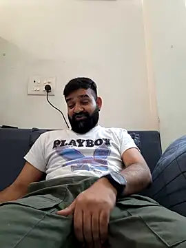 Snapshot of Fun_Guuy chatting on January 2025 07:25:01 AM Fun Guuy online show from January 2025 07:25:01 AM