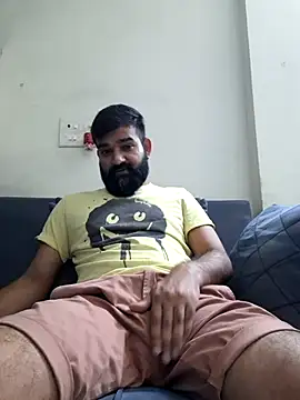 Snapshot of Fun_Guuy chatting on January 2025 01:42:01 PM Fun Guuy online show from January 2025 01:42:01 PM