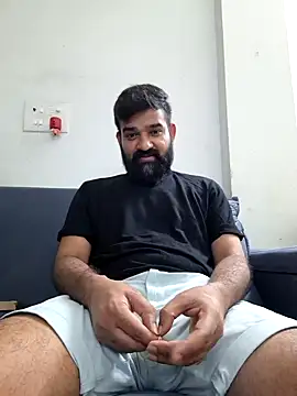 Snapshot of Fun_Guuy chatting on February 2025 05:45:01 PM Fun Guuy online show from February 2025 05:45:01 PM