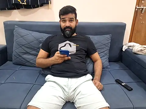 Snapshot of Fun_Guuy chatting on September 2025 07:02:02 PM Fun Guuy online show from September 2025 07:02:02 PM