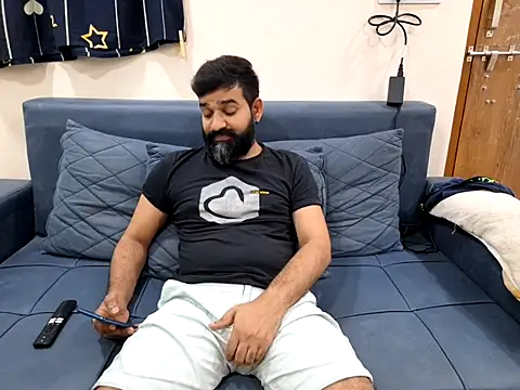 Snapshot of Fun_Guuy chatting on September 2025 07:19:02 PM Fun Guuy online show from September 2025 07:19:02 PM