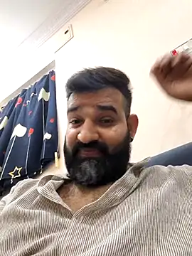 Snapshot of Fun_Guuy chatting on October 2025 02:06:01 PM Fun Guuy online show from October 2025 02:06:01 PM