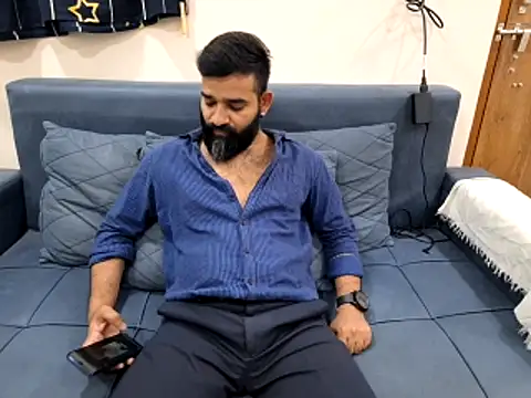 Snapshot of Fun_Guuy chatting on November 2025 10:15:01 AM Fun Guuy online show from November 2025 10:15:01 AM