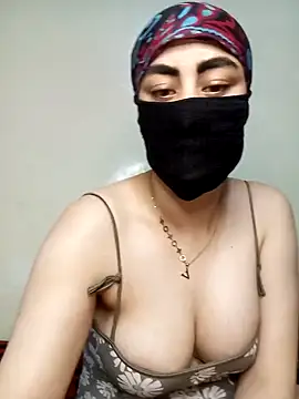 Lalou online show from January 2025 04:40:01 PM