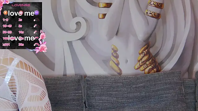 hailey peach online show from September 2025 05:01:02 PM