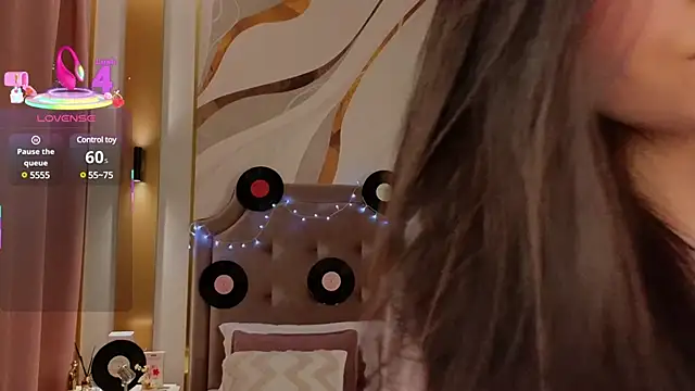 Jenna Adams  online show from March 2025 12:07:02 AM