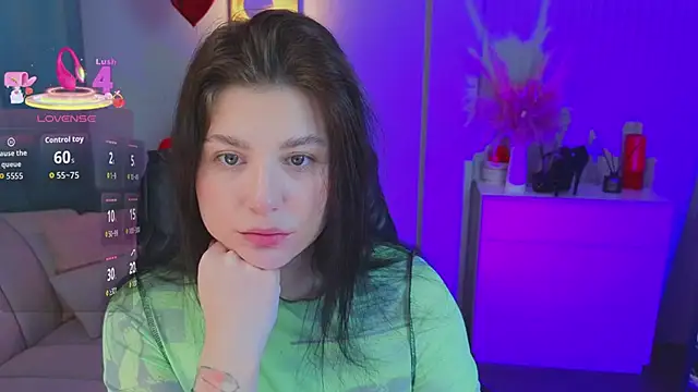 Jenna Adams  online show from April 2026 01:19:01 AM