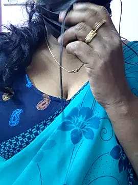 mallu-sumi online show from December 2025 04:58:01 PM