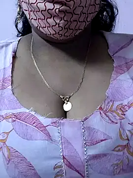 Snapshot of mallu-sumi chatting on May 2026 06:36:02 PM mallu-sumi online show from May 2026 06:36:02 PM