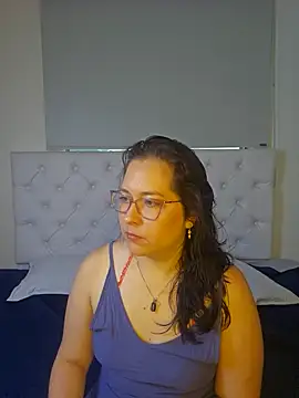 May Carlier online show from February 2026 10:35:02 PM