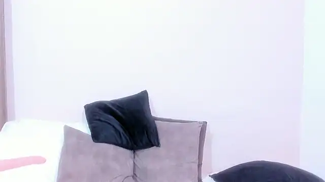 Krystal cambell1 online show from February 2025 11:41:02 PM