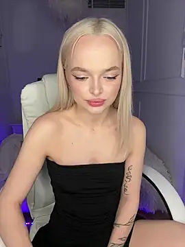 horny blondiee online show from December 2025 03:19:02 PM