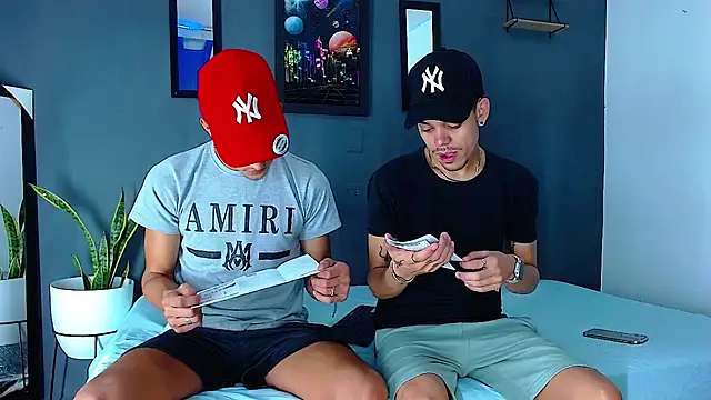 Friendsofeverything  online show from December 2024 11:22:02 AM