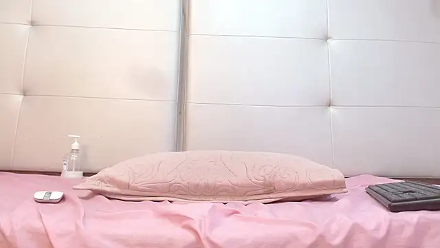 Alisson Freckles online show from December 2024 03:49:01 AM