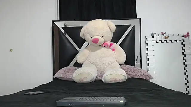 merlin-18 online show from February 2025 04:07:02 AM