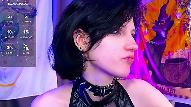 dark vamp  online show from December 2024 03:33:02 AM