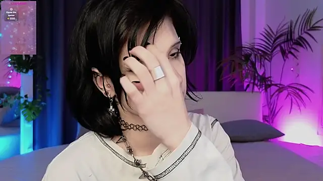 dark vamp  online show from January 2025 02:03:02 PM