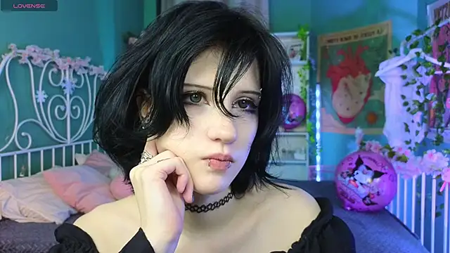 dark vamp  online show from February 2025 08:36:01 PM