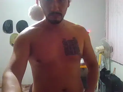 Snapshot of Ginessy chatting on December 2025 01:05:01 PM Ginessy online show from December 2025 01:05:01 PM