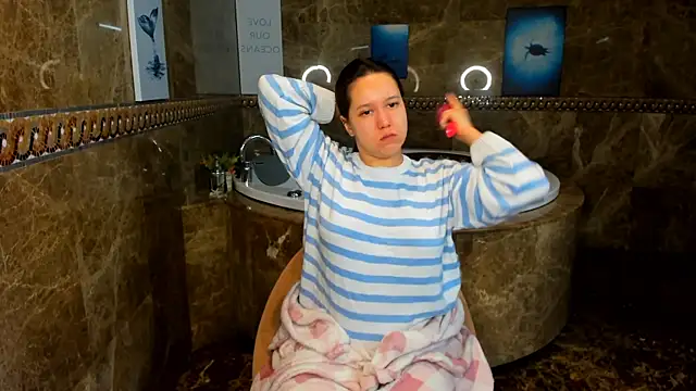 Mira Karter online show from December 2024 01:36:01 AM