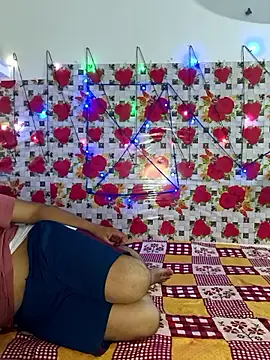 PeaCoooock online show from October 2025 05:00:01 PM