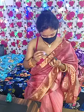 PeaCoooock online show from November 2025 05:25:02 PM