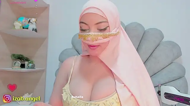 Amaltea online show from March 2025 08:08:01 PM