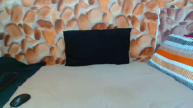 AfricanBigAssxx98 online show from October 2025 08:37:02 AM