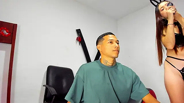 Hana and Zeta online show from March 2025 12:11:02 PM