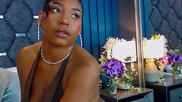 VanessaGlenn online show from October 2025 07:47:02 PM