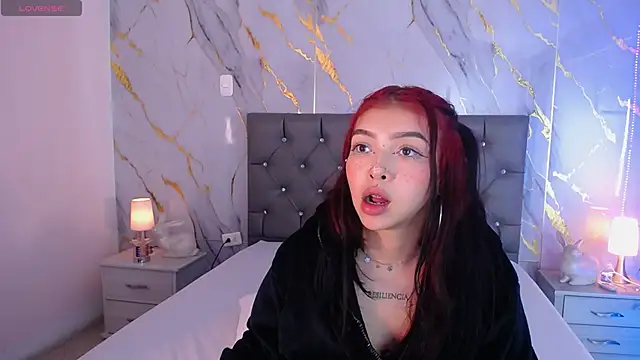 pettit courtny online show from February 2025 10:55:02 PM