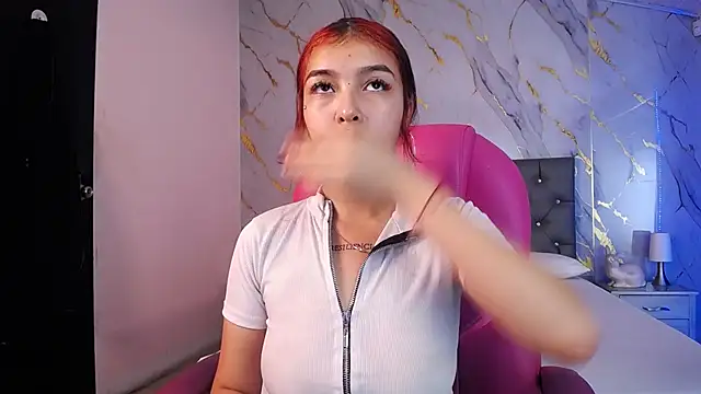 pettit courtny online show from February 2025 07:52:01 PM