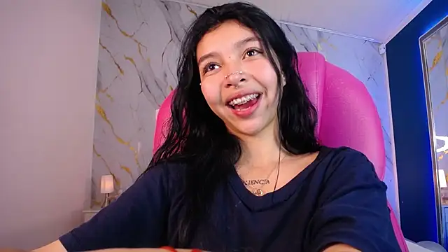 pettit courtny online show from February 2025 09:48:02 PM