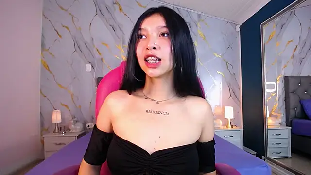 pettit courtny online show from March 2025 07:37:01 PM